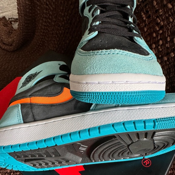 Nike Air Jordan 1 Zoom CMFT 2 | Bleached Aqua Citrus | DV1307-408 | Size 9 Men - Picture 9 of 16